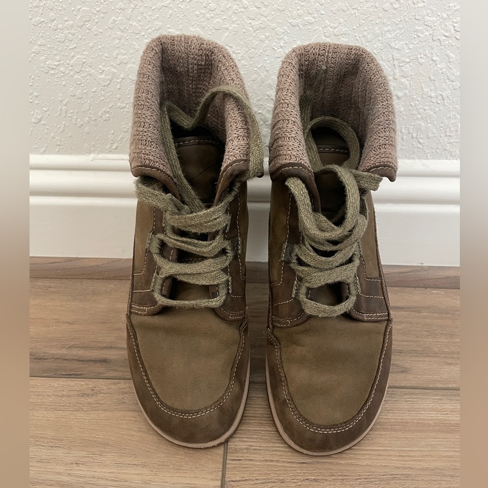 Chaco Women's Barbary Ivy Ankle Boots